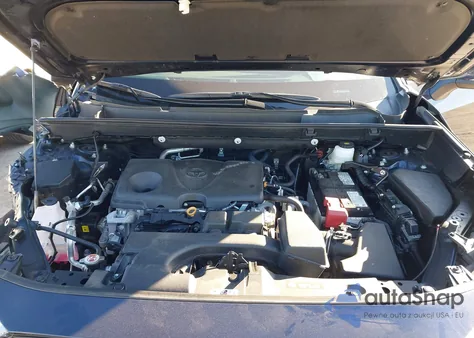 2024 Toyota Rav4 Xle z USA, uszkodzony, nr VIN 2T3P1RFVXRW428265